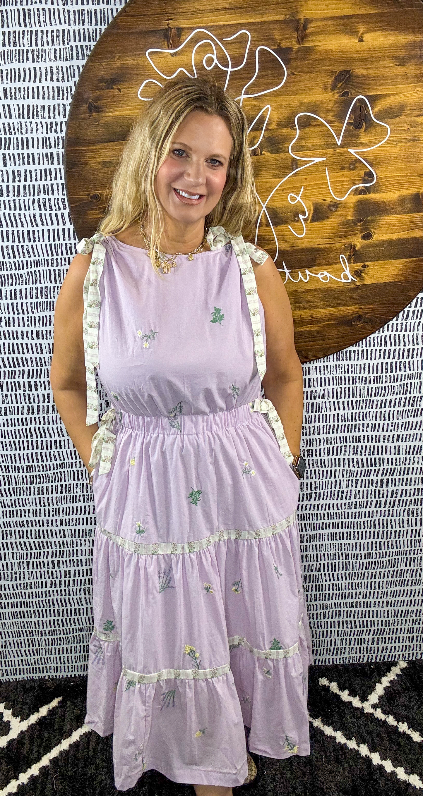 Lavendaze Floral Midi Dress