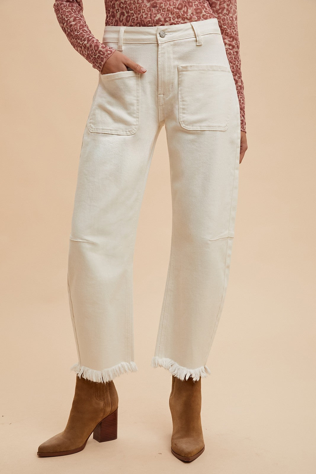 Maylen Fray Hem Stretch Slim Barrel Jean