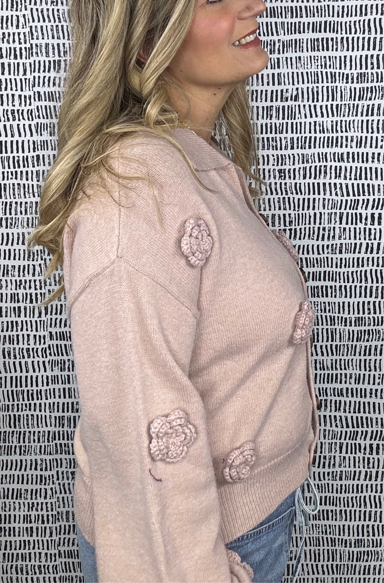 Floral Embroidery Button Down Collar Knit Cardigan
