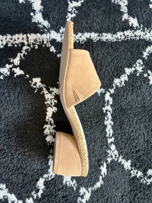 The Paloma - Low Heeled Sandals