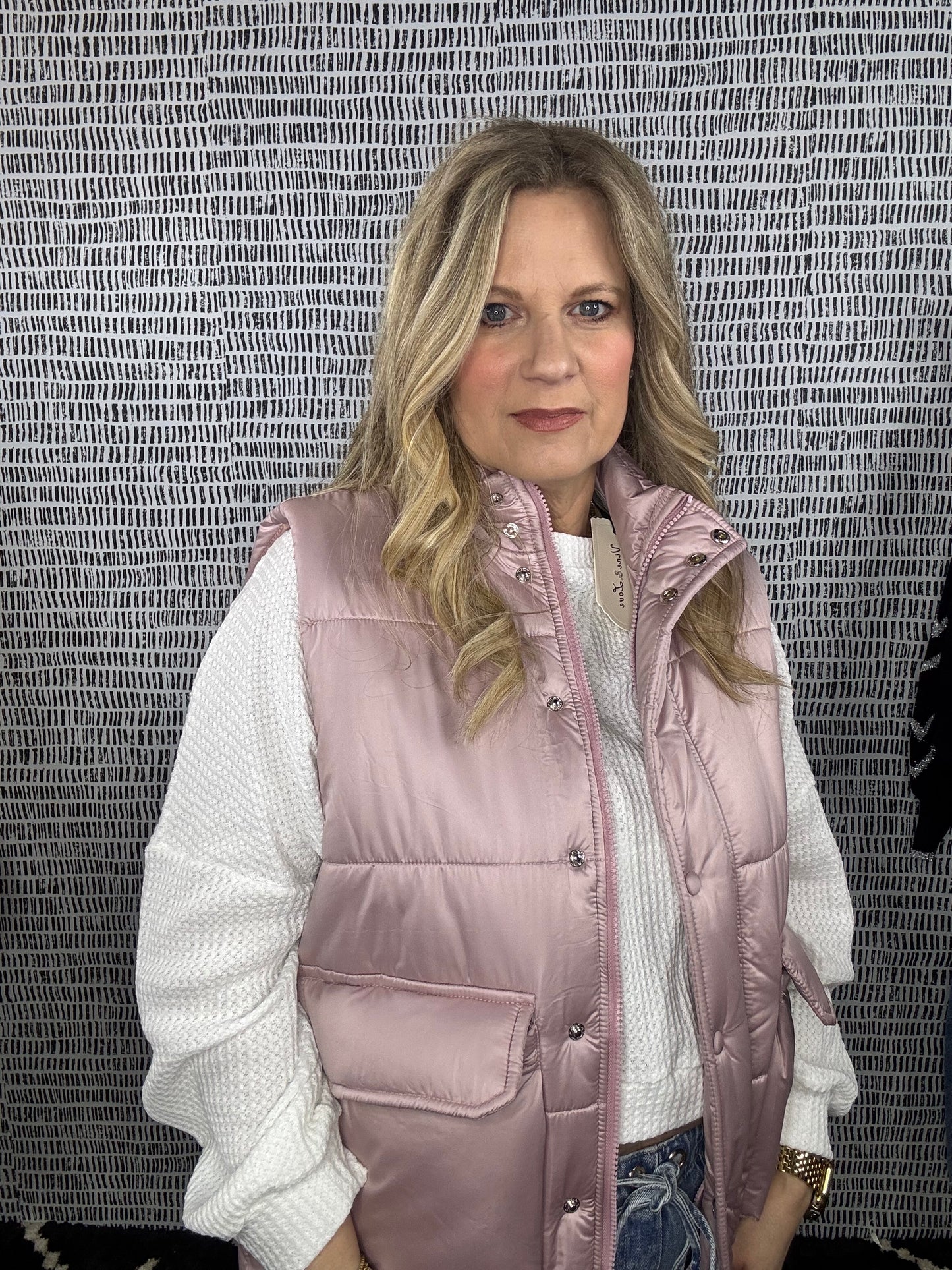 Flap Pocket detail padded vest