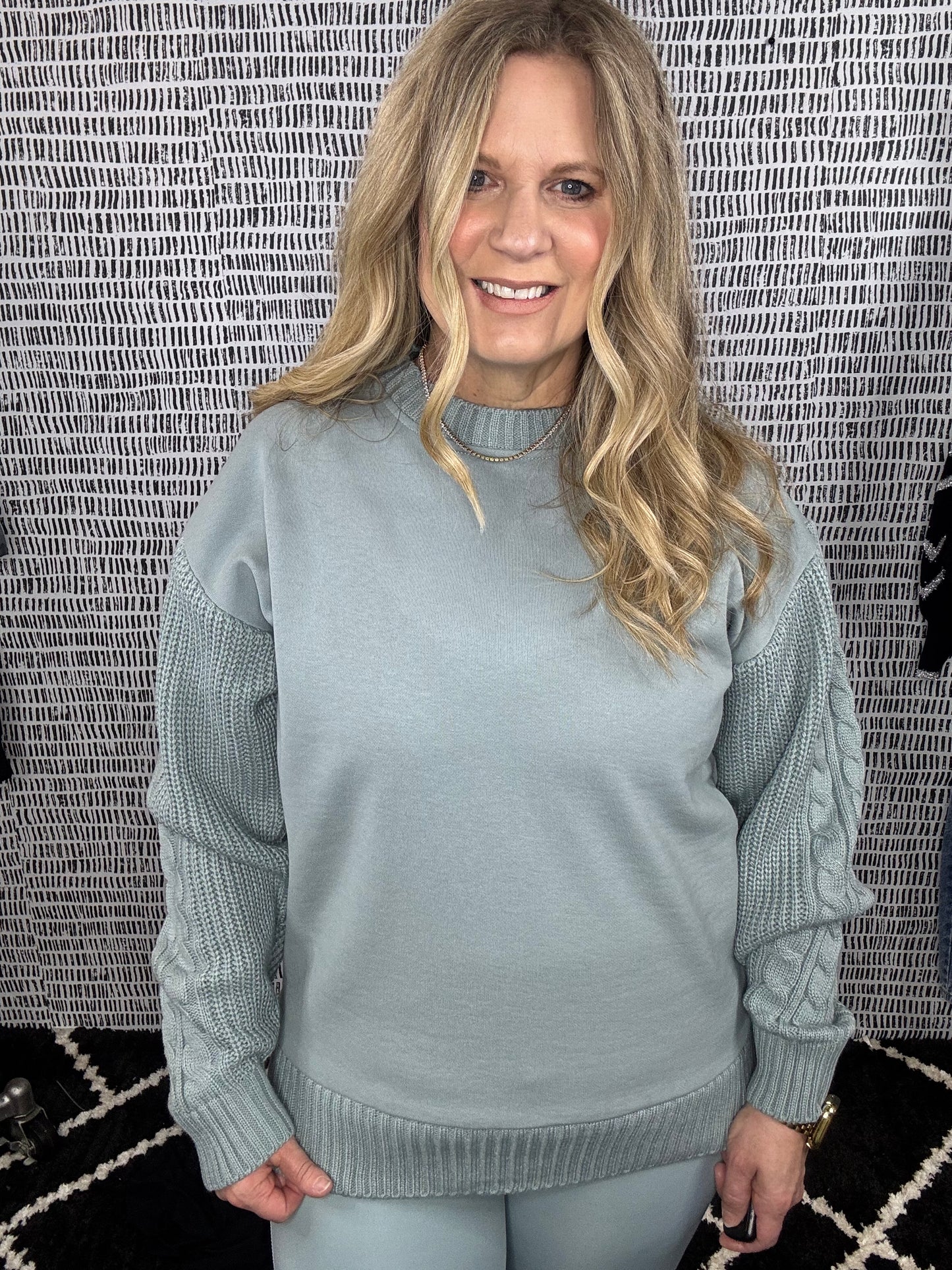 Hybrid Sweater Crew Neck