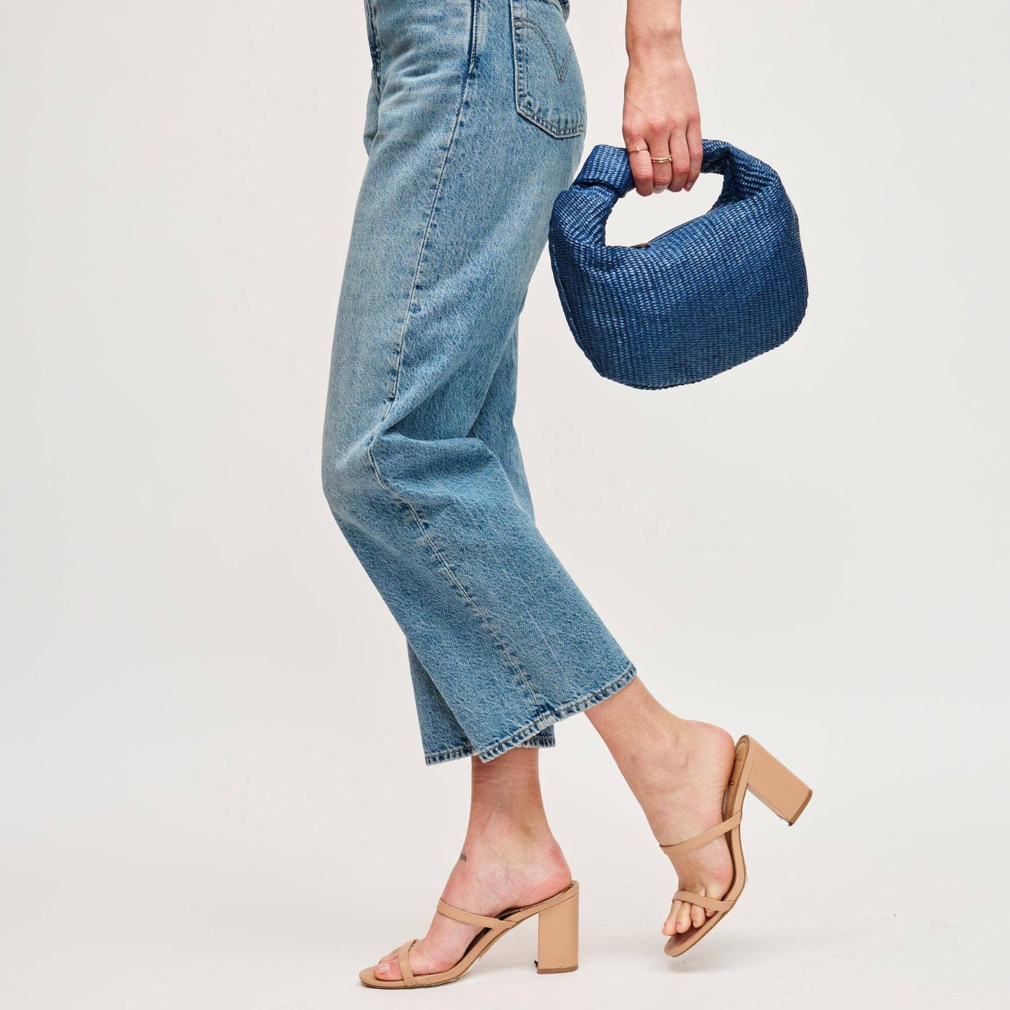 Tracy - Straw Knot Clutch