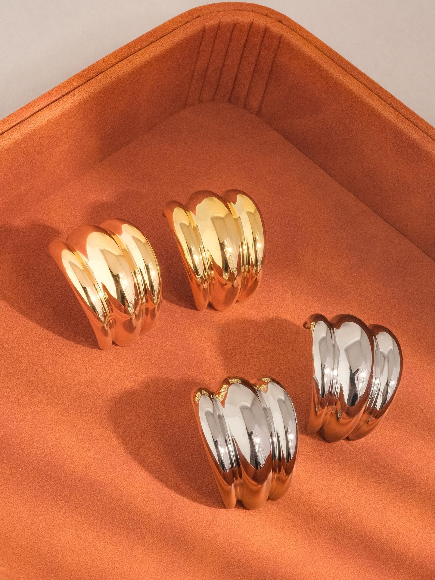 18K Gold Non-Tarnish Layered Spiral Earring