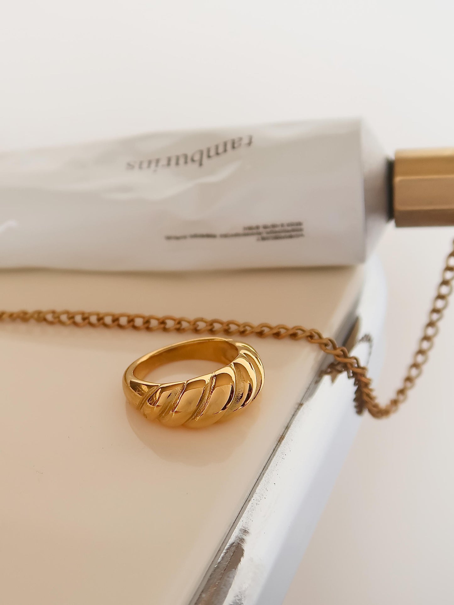 18K Gold Non-Tarnish Croissant Ring