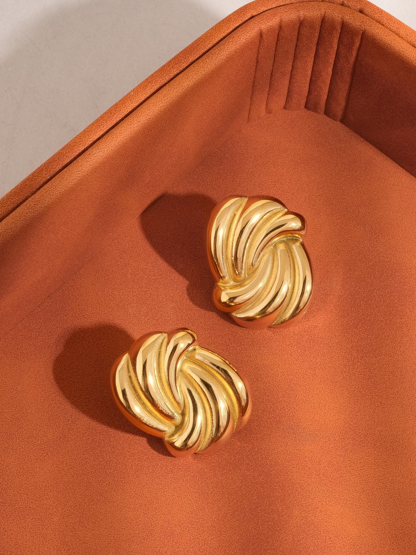 Wren Wavy Rectangular Studs