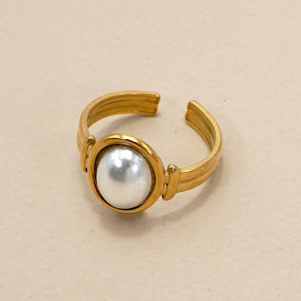 Grace Pearl Adjustable Ring