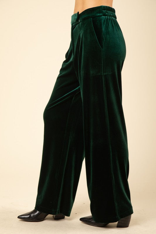 Curvy Velvet Holiday Pant
