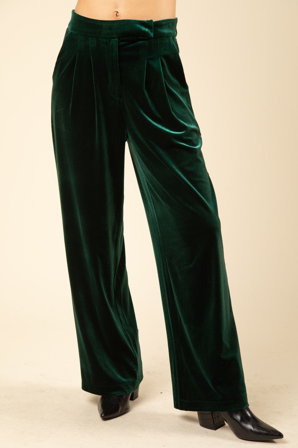 Curvy Velvet Holiday Pant