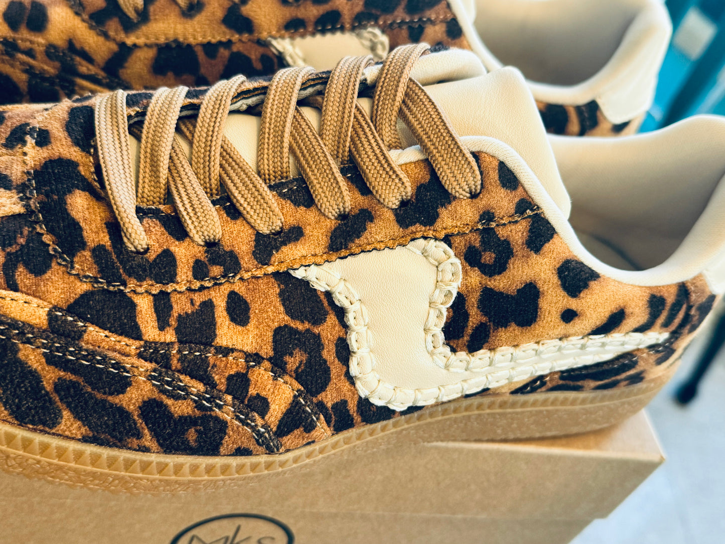 Mel Leopard Sneaker