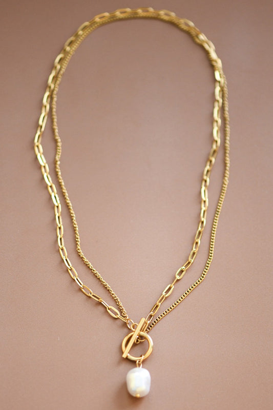 Chain Necklace with Pearl w/ toggle