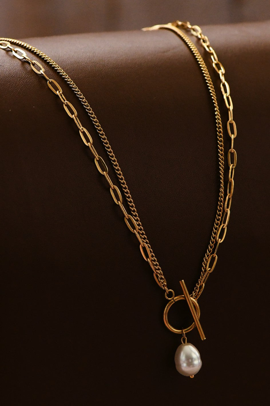 Chain Necklace with Pearl w/ toggle