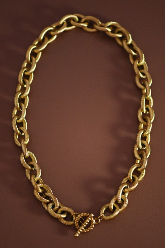 18K Chunky Etched Chain Necklace