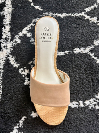 The Paloma - Low Heeled Sandals