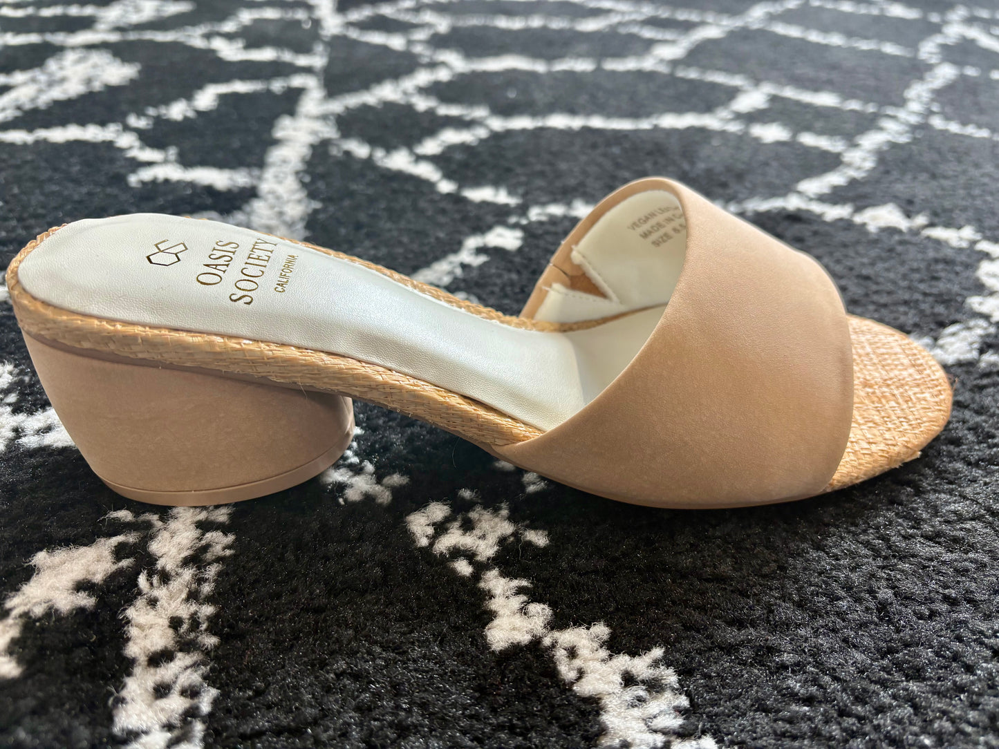 The Paloma - Low Heeled Sandals