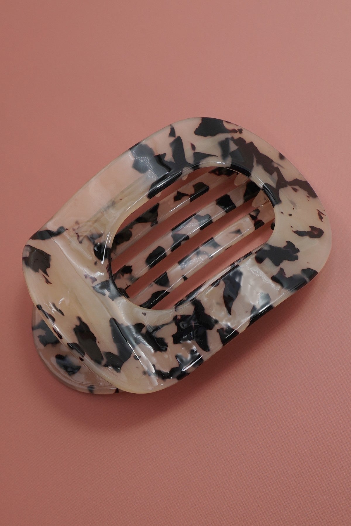 Jumbo Lay Flat Oval Hair Claw Clips