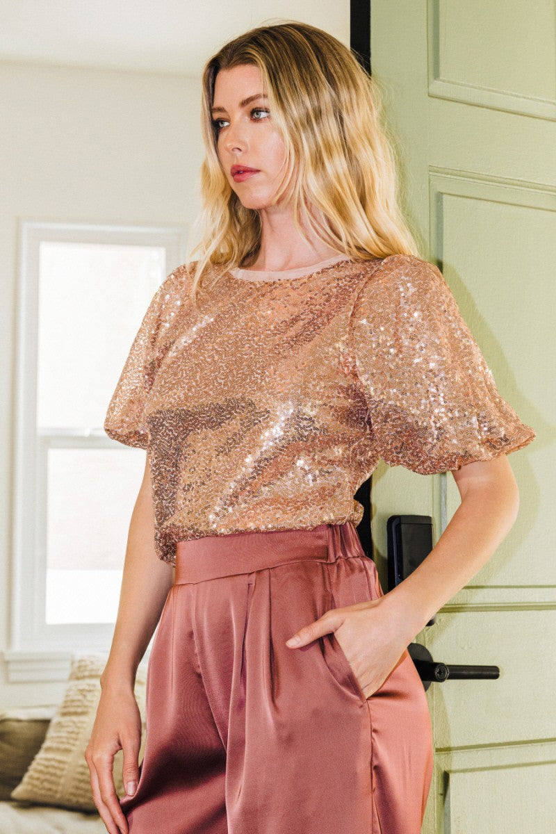 Izzy Sequin Puff Short Sleeve Top