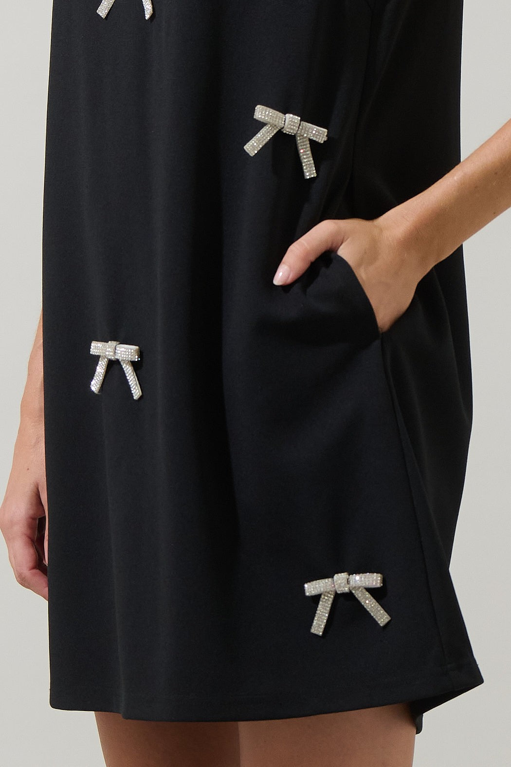 Pamelda Bow Shift Mini Dress