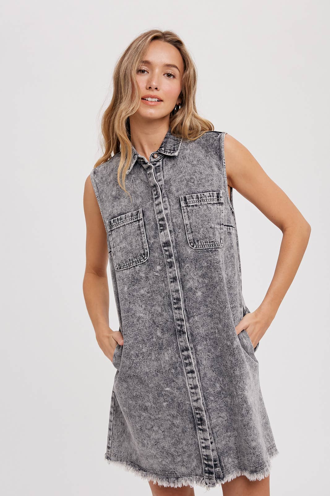 Frayed Hem Sleevelss Denim Dress