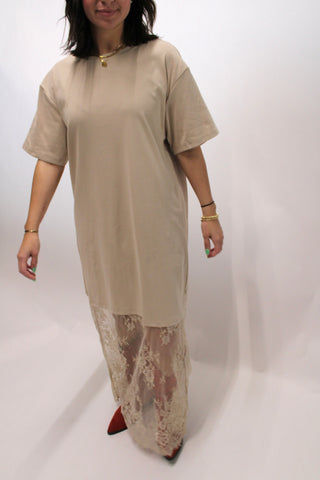 Chloe Casual Chic Lace Maxi Dress