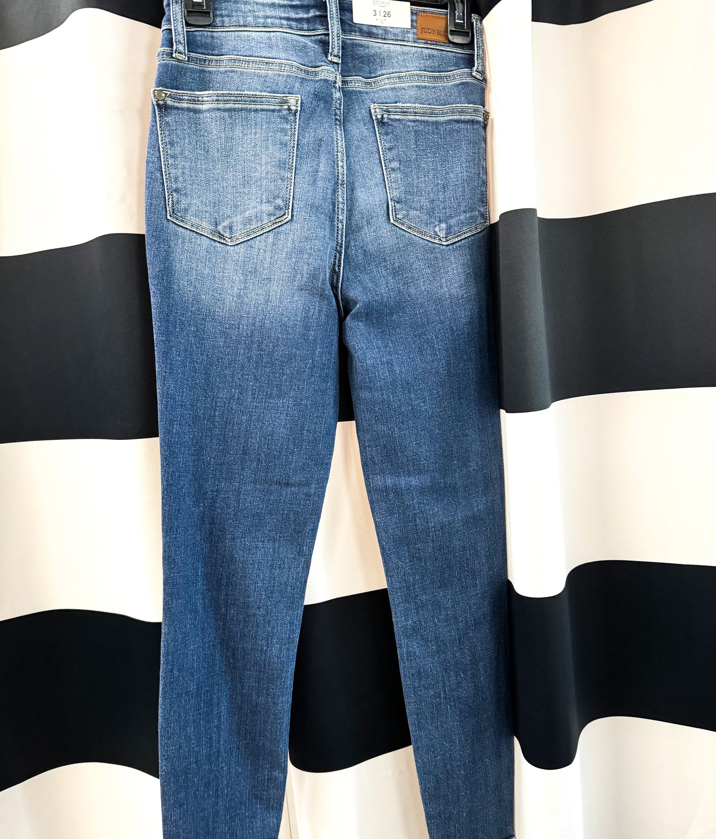 Judy Blue Hi-Rise Button Fly Skinny Jeans