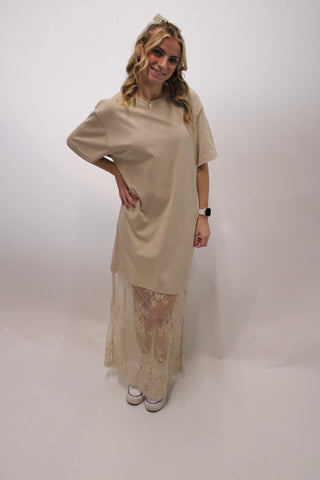 Chloe Casual Chic Lace Maxi Dress