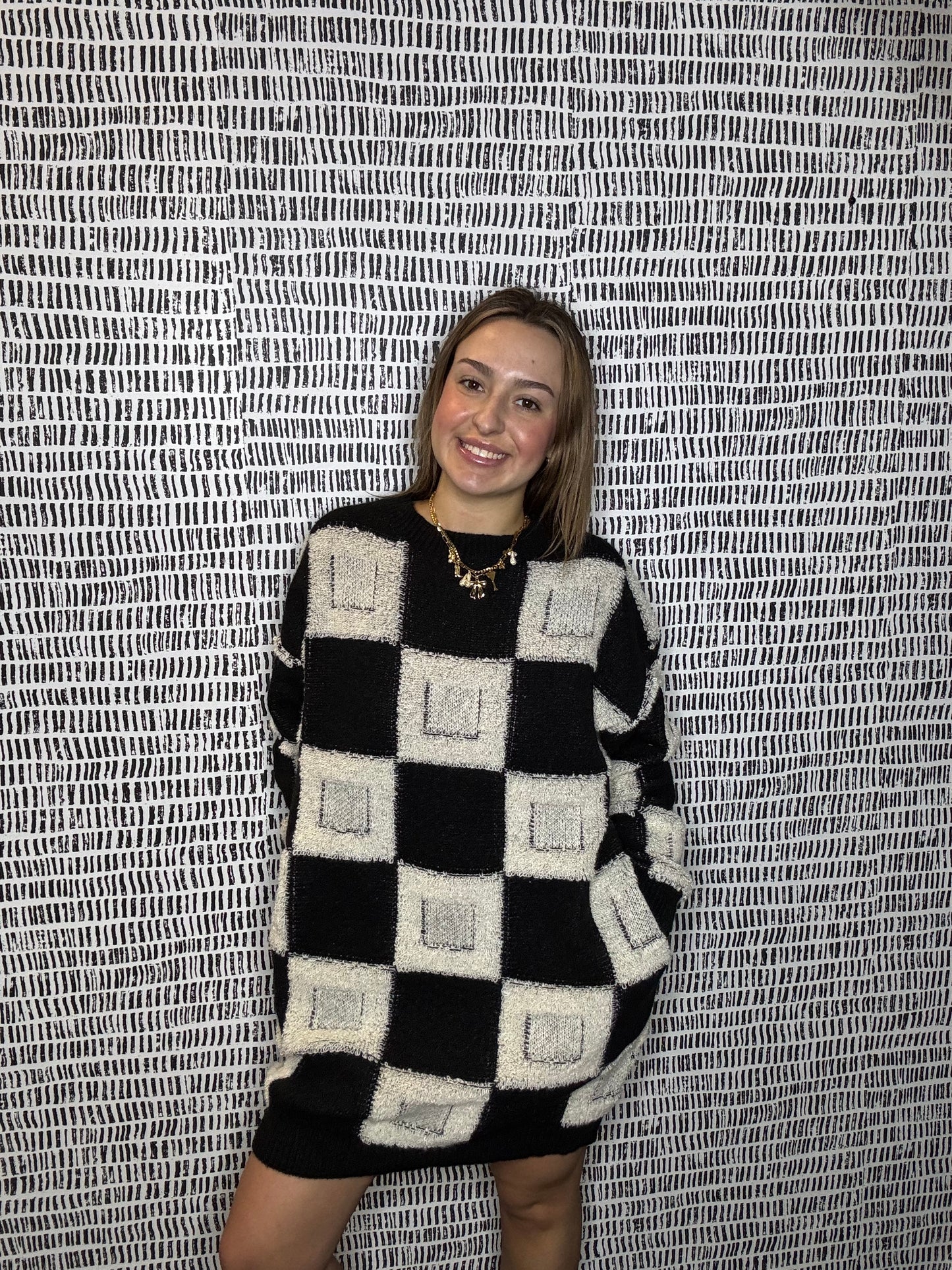 Fuzzy Checkered Mini Sweater Dressu