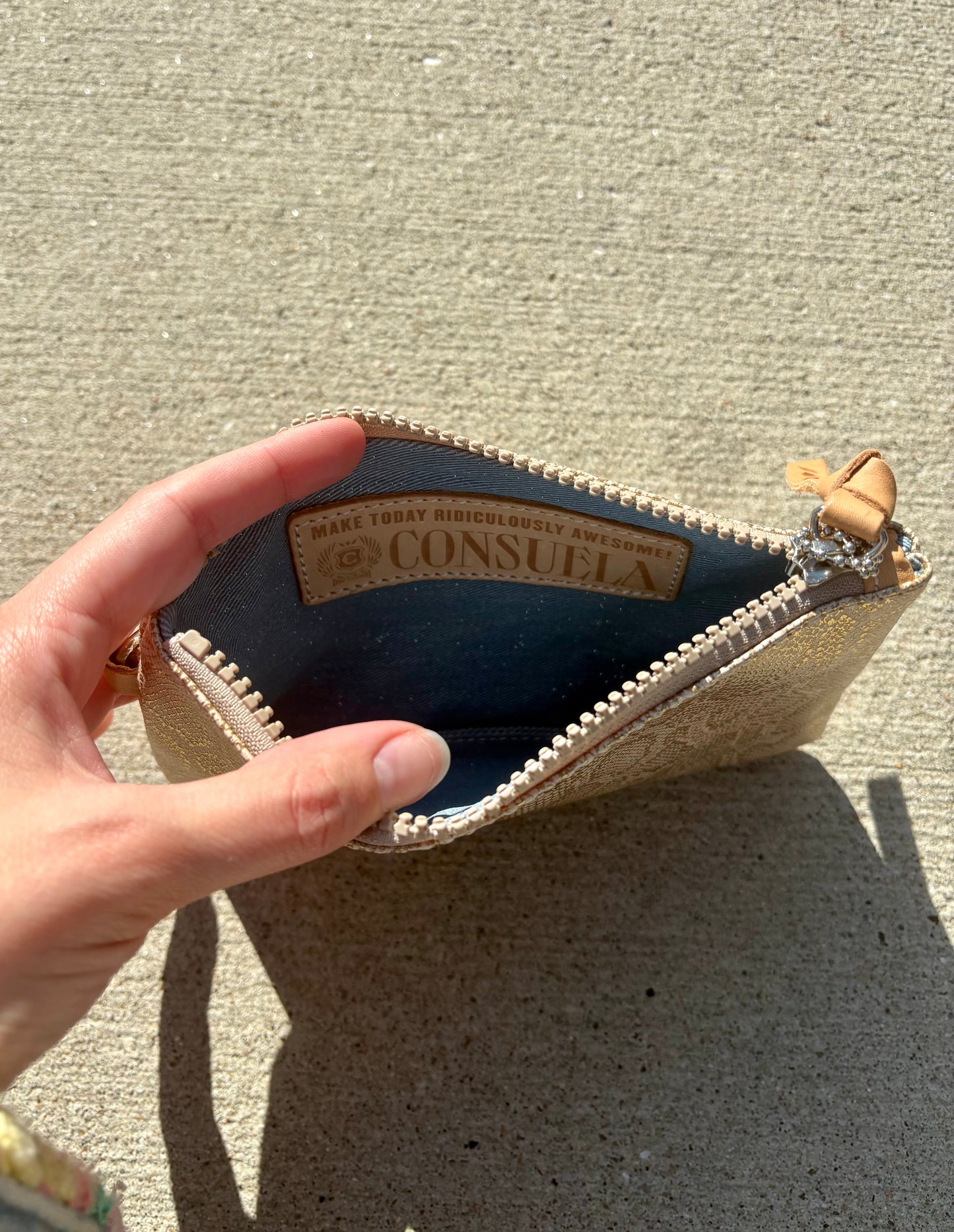 Leah Pouch