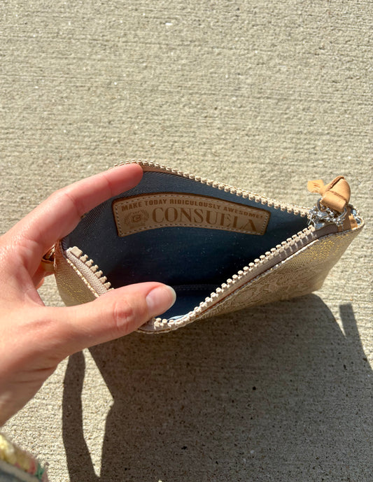 Leah Pouch