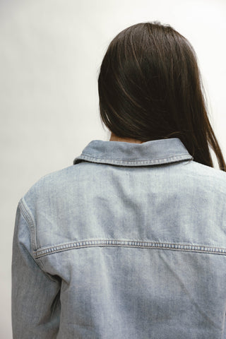 Hidden Vintage Wash Cropped Denim Shirt