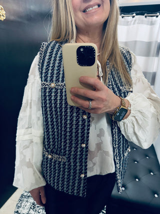 Sleeveless Accent Pearl Button Tweed Vest