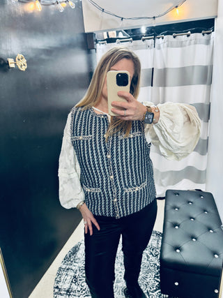 Sleeveless Accent Pearl Button Tweed Vest