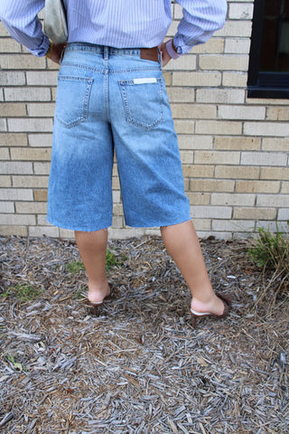 Marlin Hidden 14" Inseam Bermuda Shorts