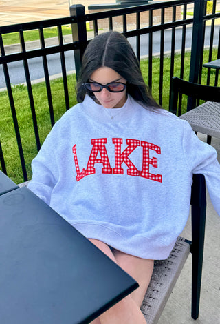 Cozy oversized Lake crewneck sweatshirt for women.