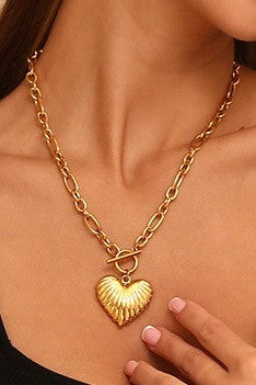 Liv Puffy Heart Toggle Necklace