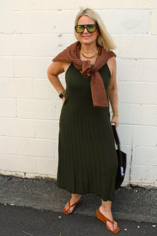 Casual olive green maxi dress for women