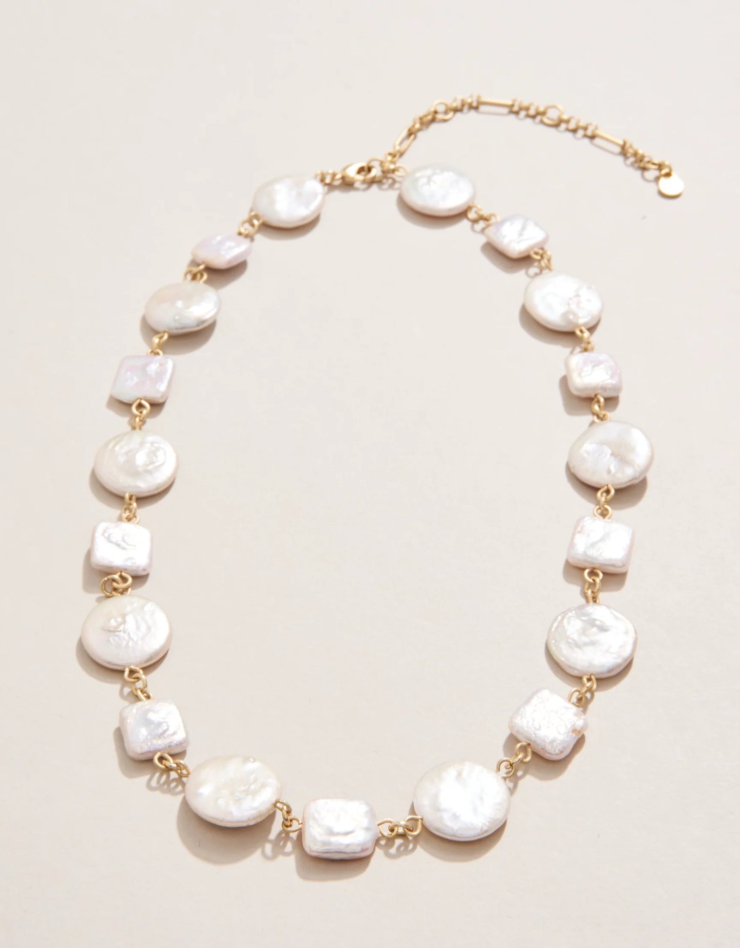 Pretty Pearl Necklace