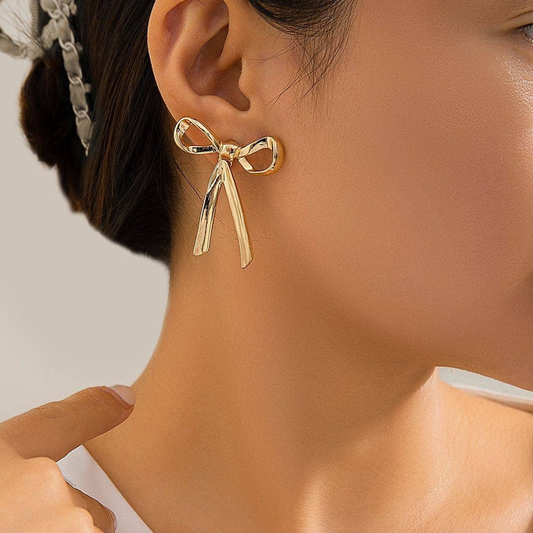 Bow earrings